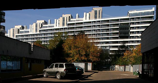 Многофункциональный спортивно-развлекательный комплекс с апартаментами "Город яхт"