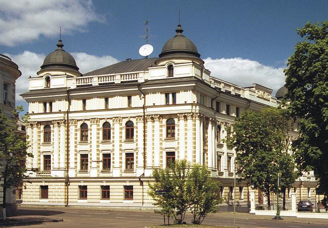 Реконструкция административного здания на Кремлевской набережной